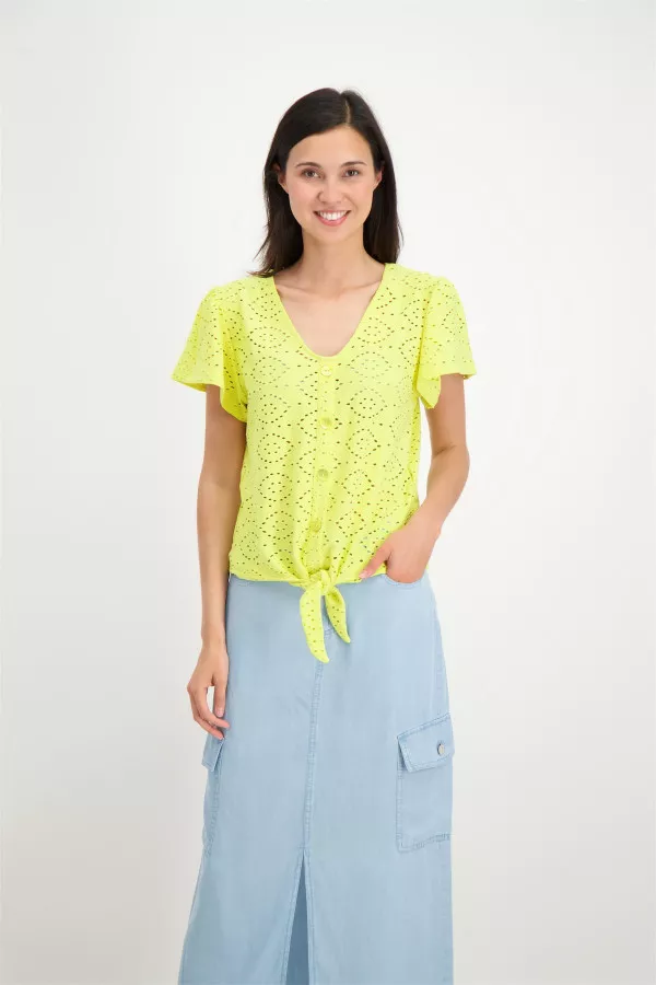 Blouse ajourée avec boutons décoratifs et nœud Esqualo