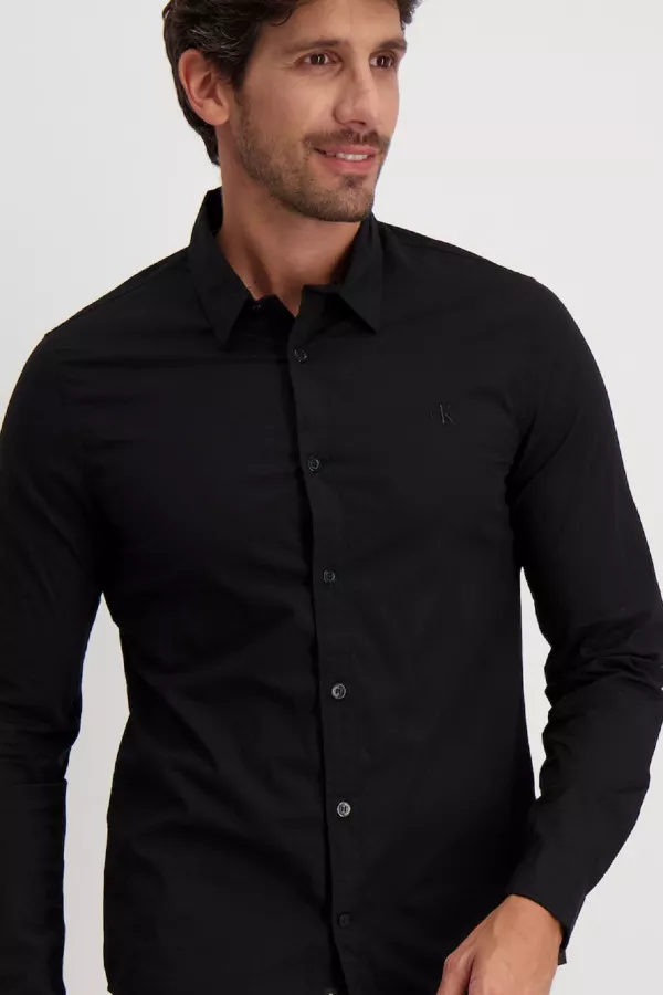 Chemise unie avec logo brodé Calvin Klein