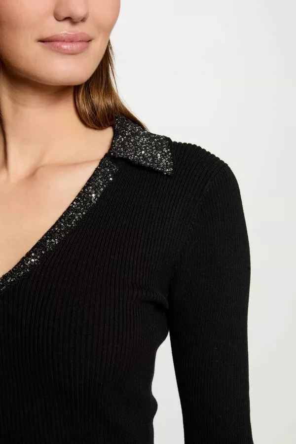 Pull en fine maille côtelée avec sequins au col Morgan