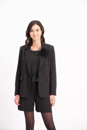 Blazer uni avec strass ton sur ton et broche Amélie & Amélie